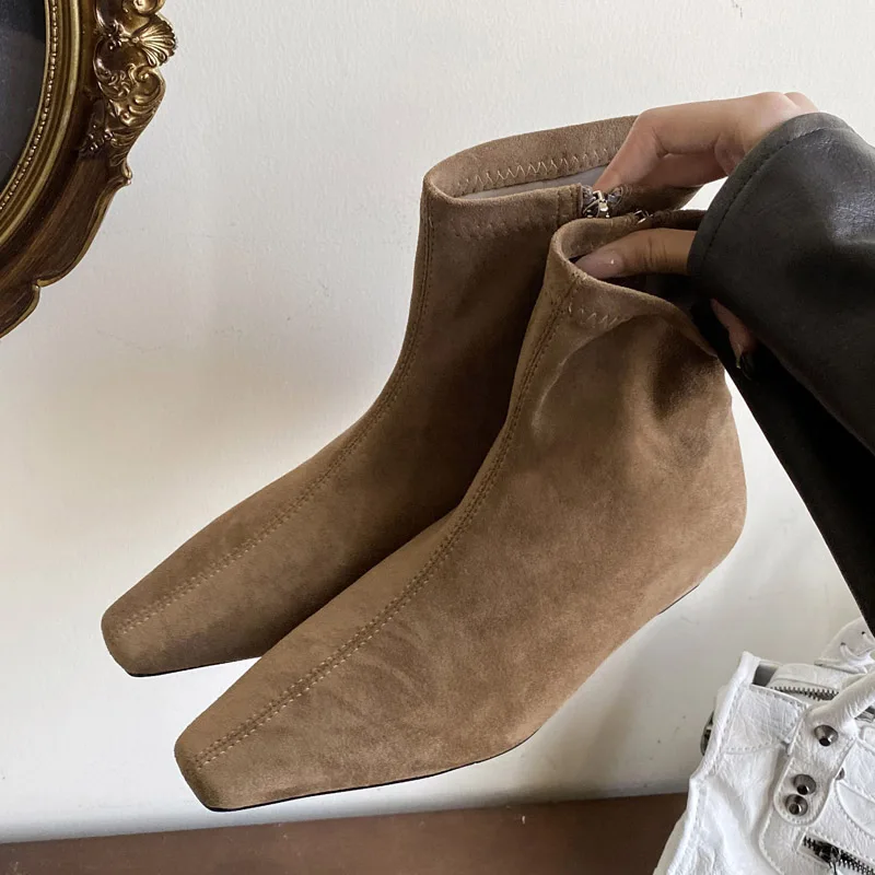

Eilyken/женские ботильоны высокого качества, осенне-зимние туфли на низком каблуке на молнии, модные туфли с острым носком, Botas Para Mujer