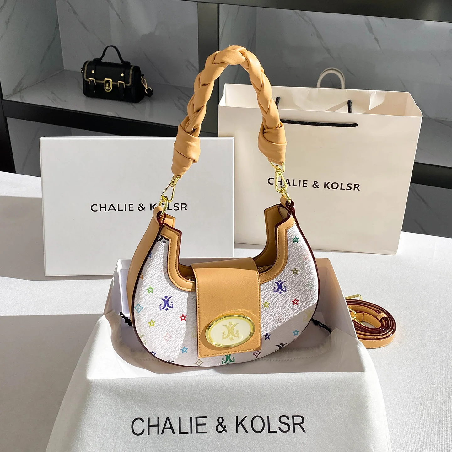 

High-End Designer Classic Vintage Diaper Bag For Women Letter Logo Leather Tote With Fashionable Crossbody And Shoulder Strap
