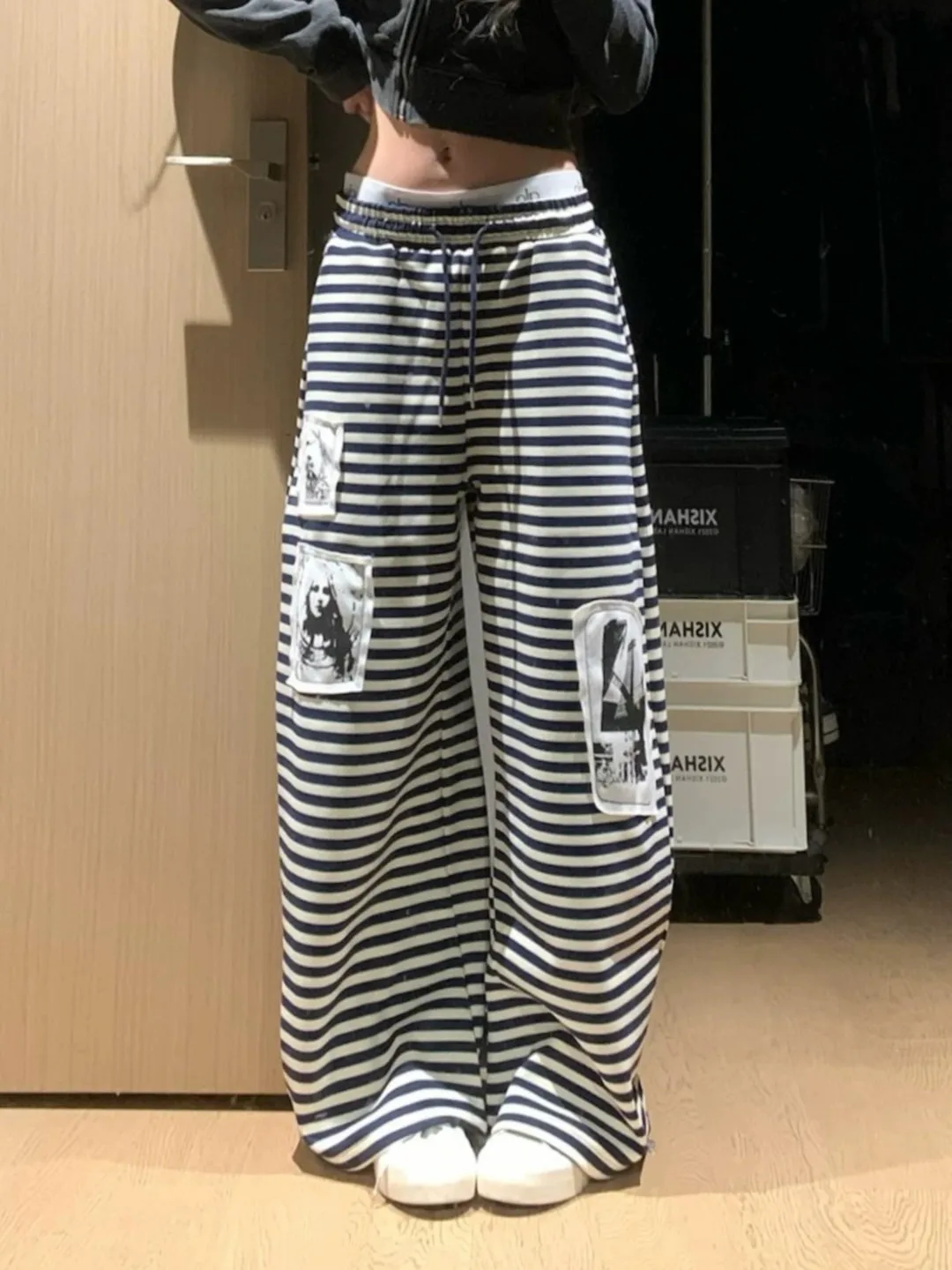 American Style Vintage Distressed Patchwork Wide Leg Pants Casual Dance Loose Drawstring Curved Knife Pants for Men And Women
