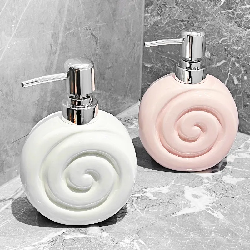 

Милый мультяшный леденец, пресс-бутылка, бутылка для дезинфицирующего средства для рук в отеле, бутылка для геля для душа, шампунь, пустые принадлежности для ванной комнаты