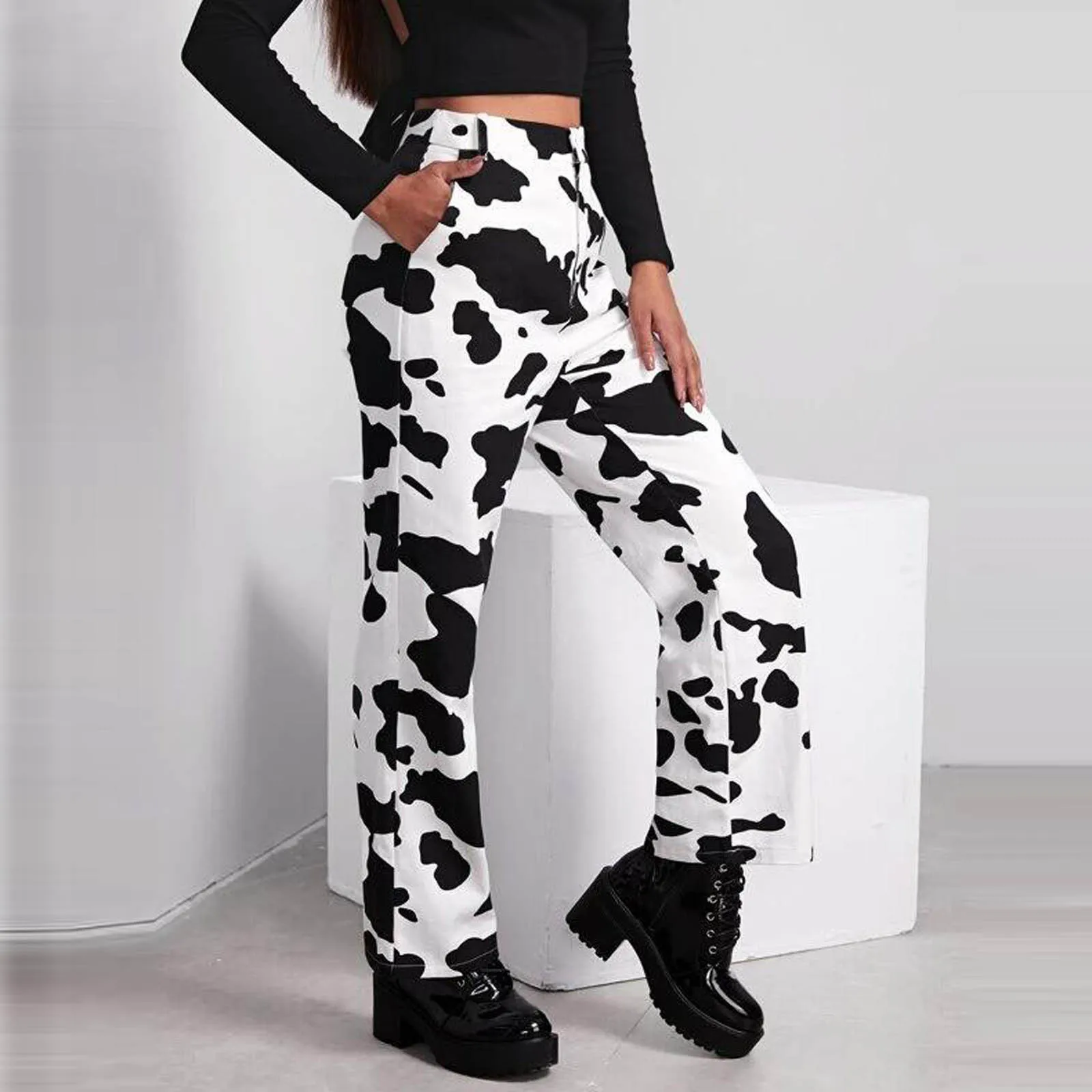 

Funny Women Milk Cow Print Jeans Loose Elastic Waist Pocket Denim Pants Fashion White Black High Waist Wide Leg Denim Trousers