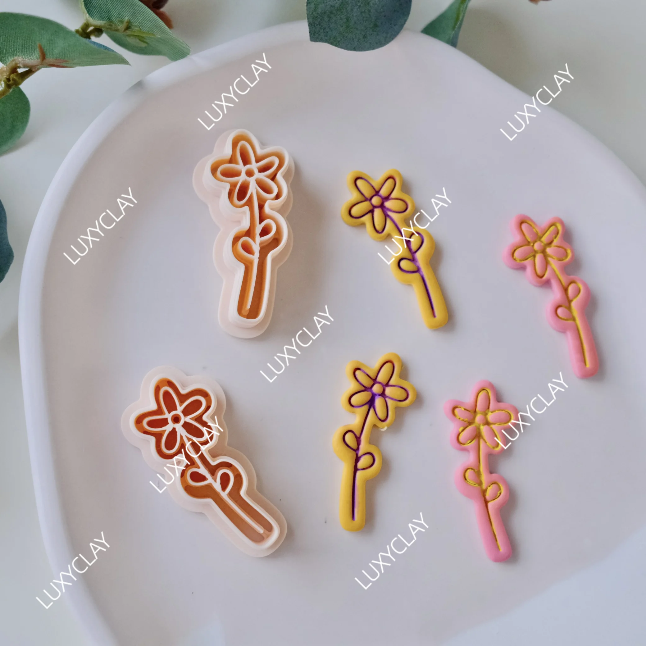 2pcs Daisy Bouquet Shape Polymer Clay Earring Cutters, Embossed Daisy Flower Clay Cutter Molds for Pendant Jewelry Making - view 5