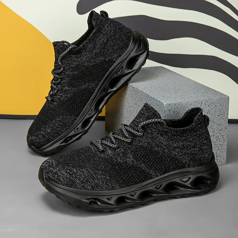 

Wide-Toe-Box Barefoot Casual Shoes for Men Breathable Sport Men Running Walking Sock Shoes Slip On Loafers Men Sneakers