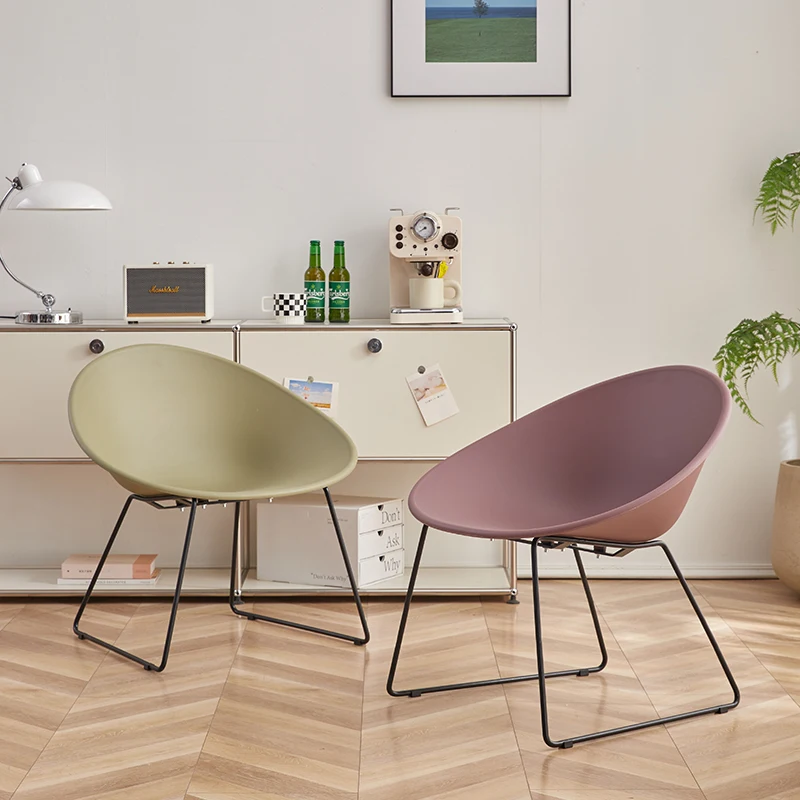 

#k for Eggshell-Shaped Plastic Leisure Chair，Curved Backrest Metal Frame Chair, Minimalist Chair for Living Room & Dining Room*