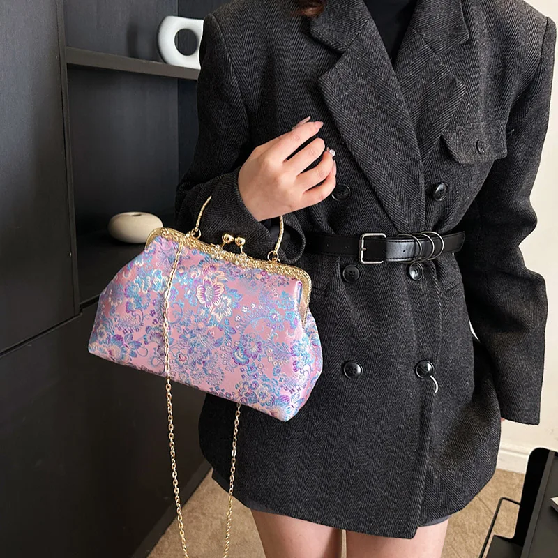 Vintage Women Wedding Clutch Flowers Lock Shell Clip Fringe Chain Shoulder Bags Purple Blue Crossbody Bags Handbags And Purses