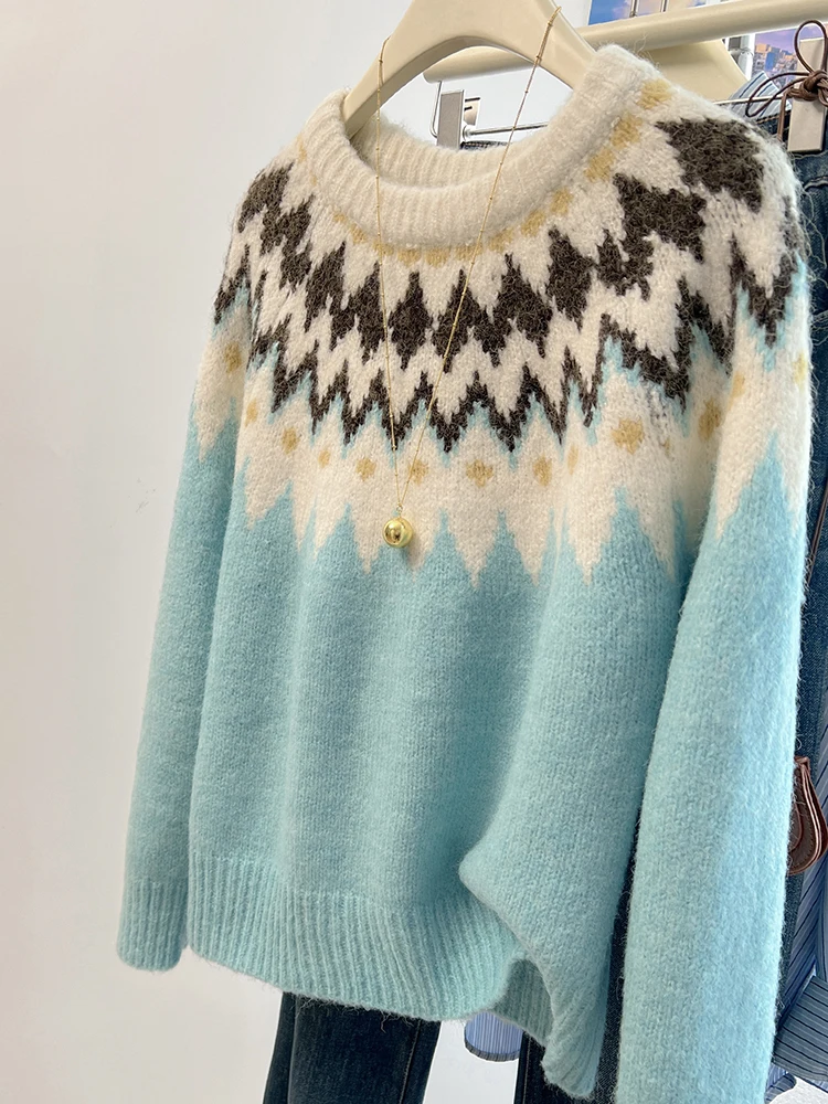 Sweter z dzianiny na co dzień Vintage sweter z okrągłym dekoltem sweter Design Sense niszowe topy 2025 nowa damska ciepła dzianina