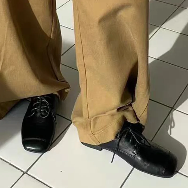 

Женская спортивная обувь с квадратным носком, повседневные женские кроссовки на плоской подошве, осень 2023, модная брендовая обувь на шнуровке, новая удобная мягкая женская обувь