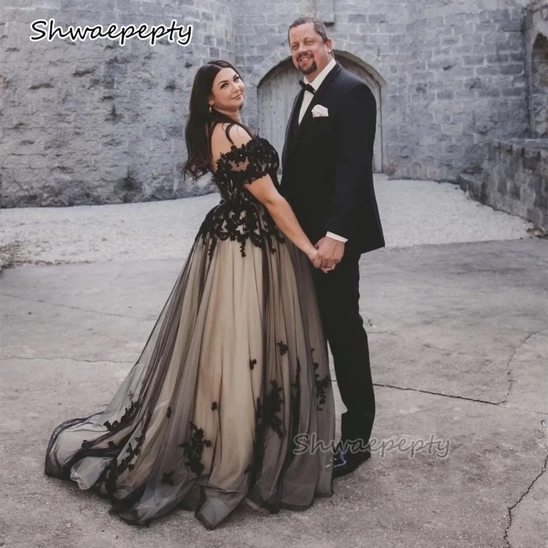 Black Lace Off-Shoulder Wedding Dress Plus Size A-Line Bridal Gown With Champagne Liling Customized Gothic Women Dresses
