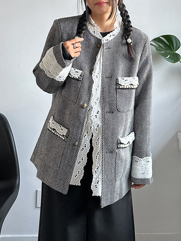 [EAM] Frauen Schwarz Spitze Elegante Vintage Große Größe Blazer Neue Stehkragen Langarm Jacke Mode Frühling Herbst 2025, 1DH4867