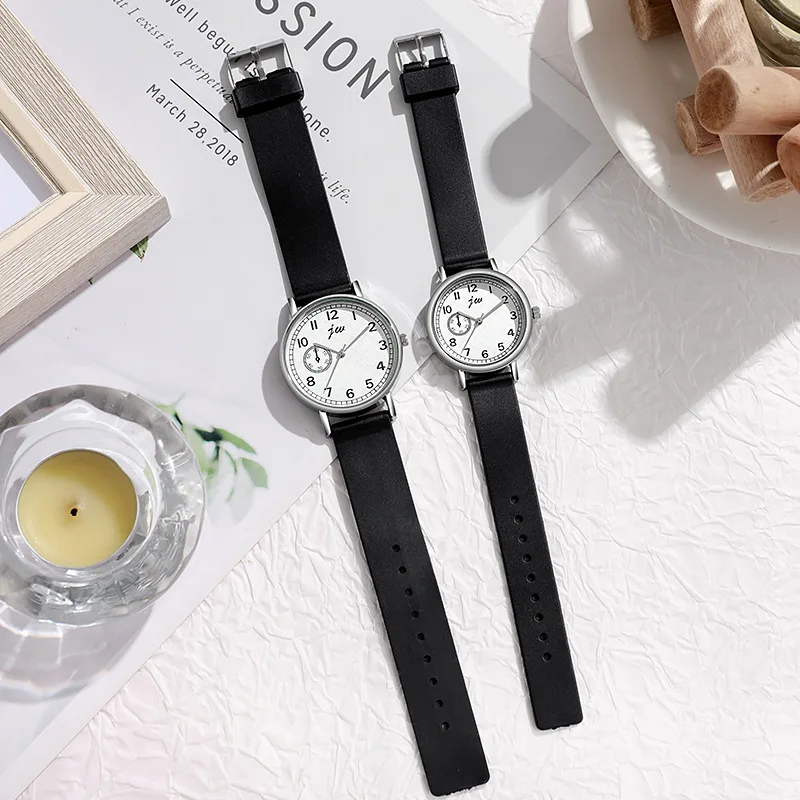 Round couple watch, men's and women's minimalist quartz watch
