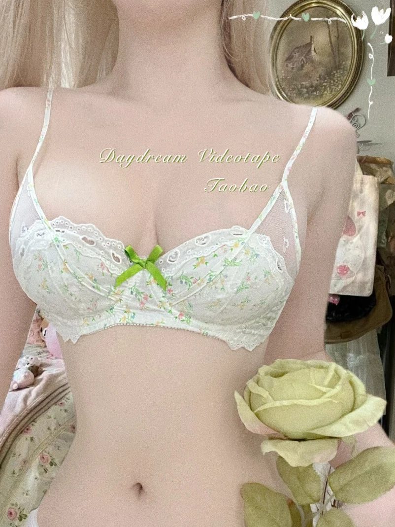 

Floral French Love Hollow Mesh Underwear Ribbon Pure Desire Sexy Soft Steel Rim Bra Set Lolita Girls' Bra Set