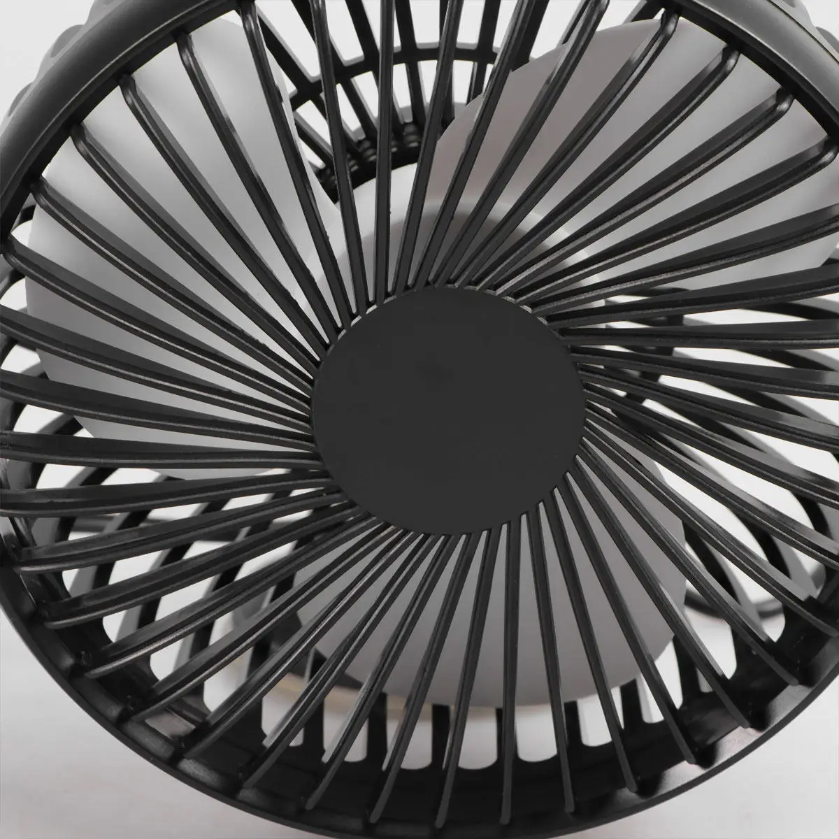 

Adjustable Car Interior Cooling 24V USB Powered Dashboard Mount Cooler Fan for Vehicle Strong Performance