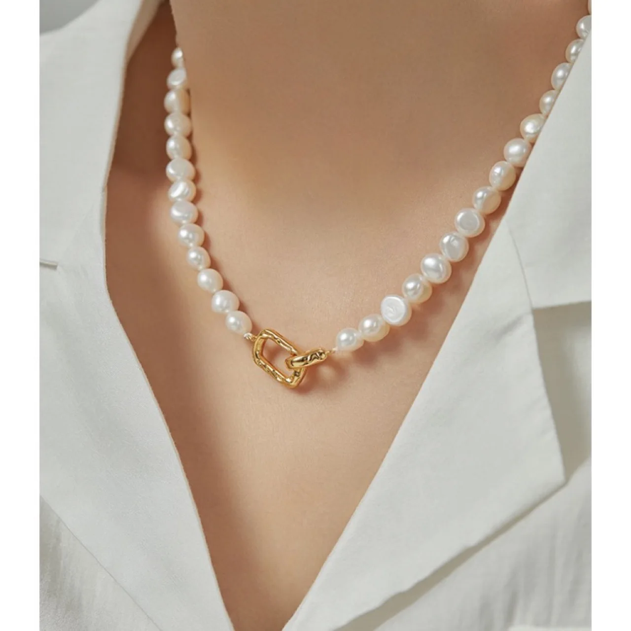 

Brass Natural Freshwater Pearl Geo Linked Pendant Necklace Women Jewelry Punk Designer Runway Rare Gown Boho Japan Korean