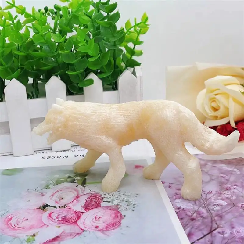 14CM Natural Orange Calcite Wolf Crystal Animal Carving Crafts Powerful Animal Decorative Ornaments Birthday Present 1pcs