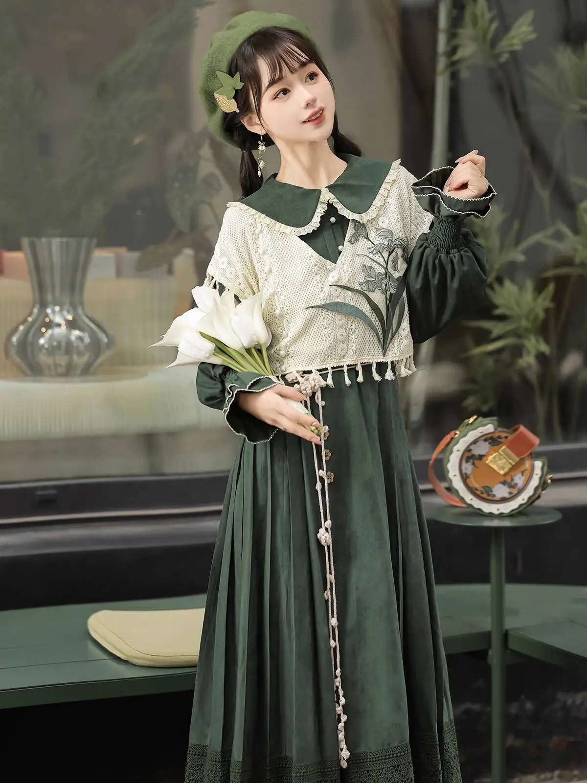 New Chinese Style Vintage Green Lolita Dress Set With Fluffy Sleeves Improve Hanfu Women Han Elements Daily Embroidery Waistcoat - view 5