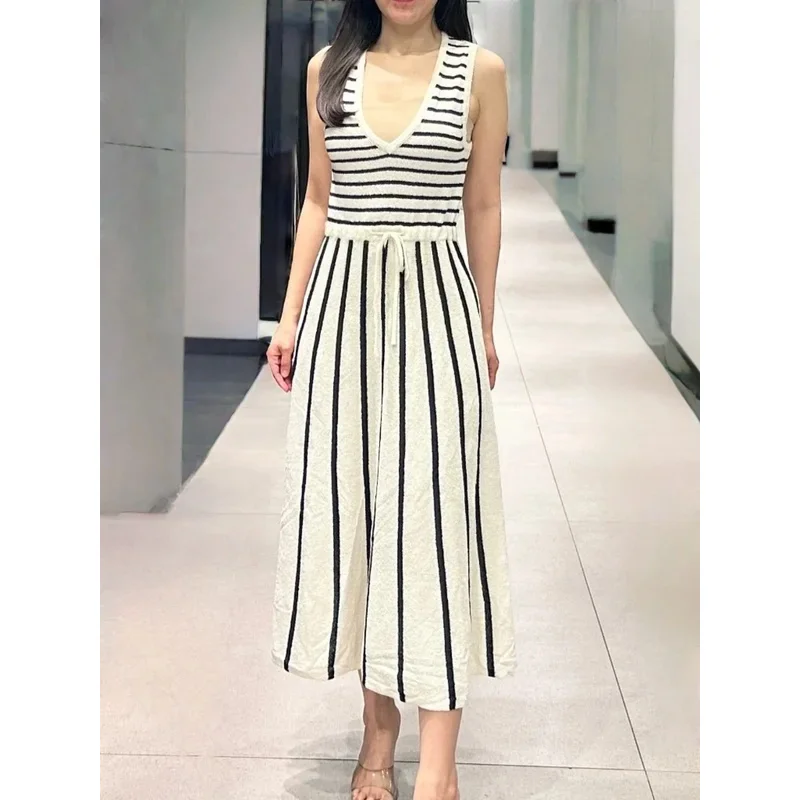

Women's Knitted Striped Sleeveless Vest Dress Elegant Sexy Midi Length Casual Retro Summer Holiday Fashion 2025