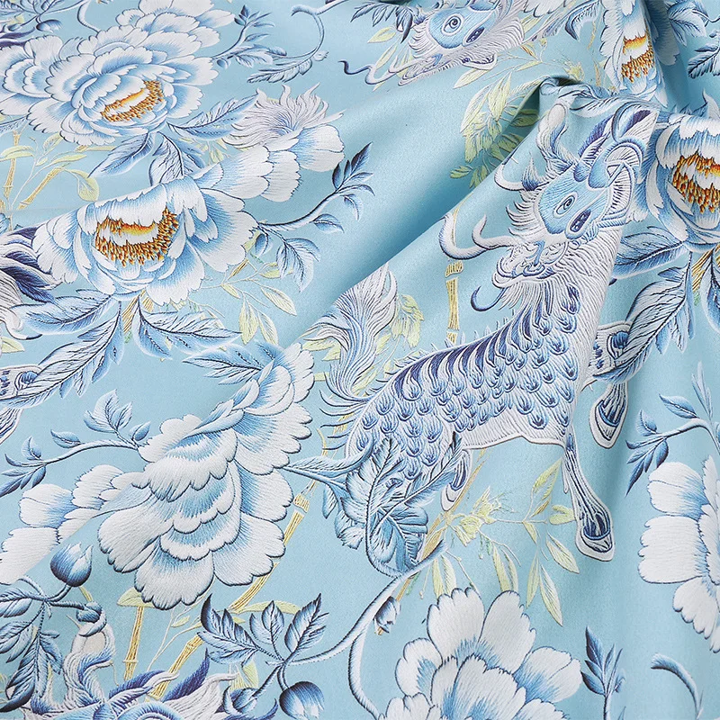 

Замшевая ткань с принтом дракона в винтажном стиле, мягкая, высокого качества для женщин среднего возраста, платье Ципао, сумка, осень-зима, оптовая продажа