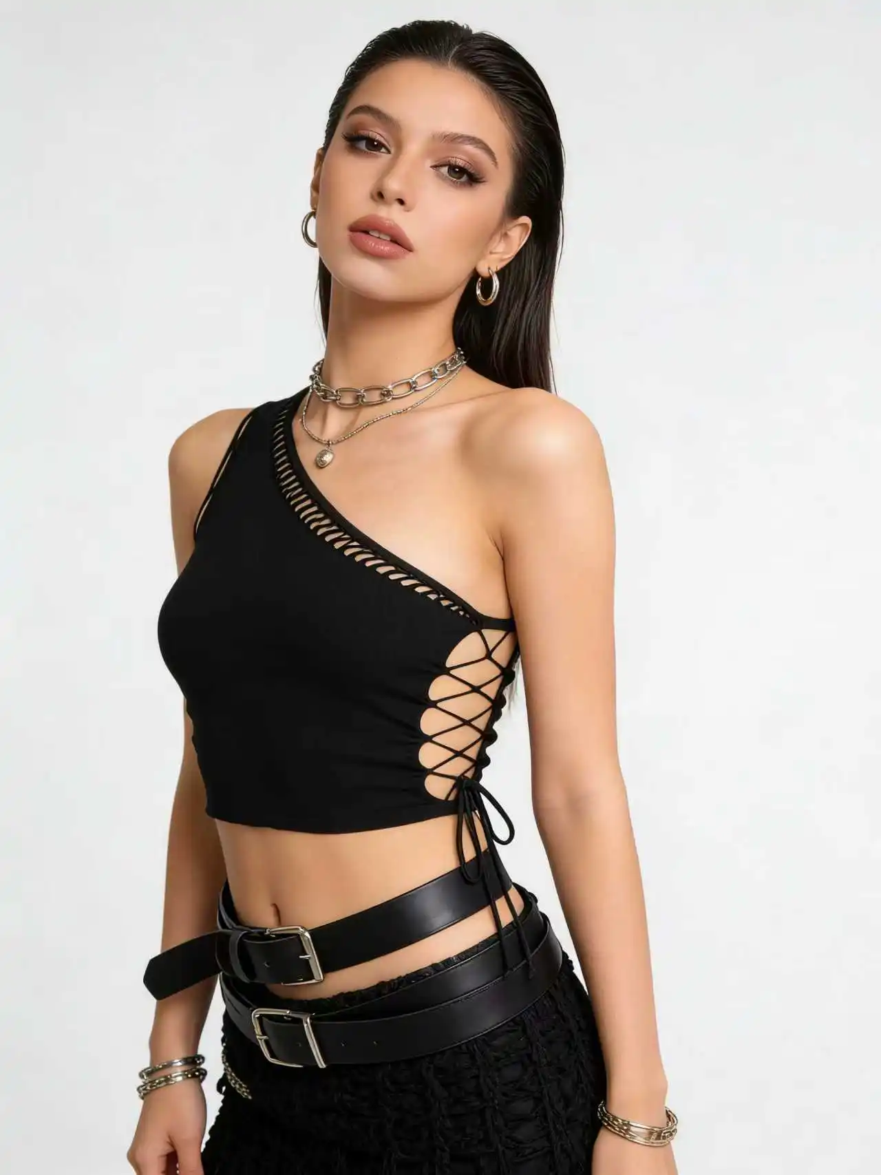 Women's Black Gothic Tank Top Y2k Gyaru Off Shoulder Hollow Cropped Crop Top Sexy Off Shoulder Emo 2000s Camisole Vest Summer