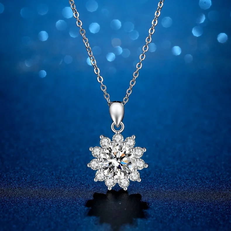 Sunflower Necklace Pendant 2CT Moissanite Women's PT950 Platinum - Neck-fitting design, positive meaning, for wearing & gifting