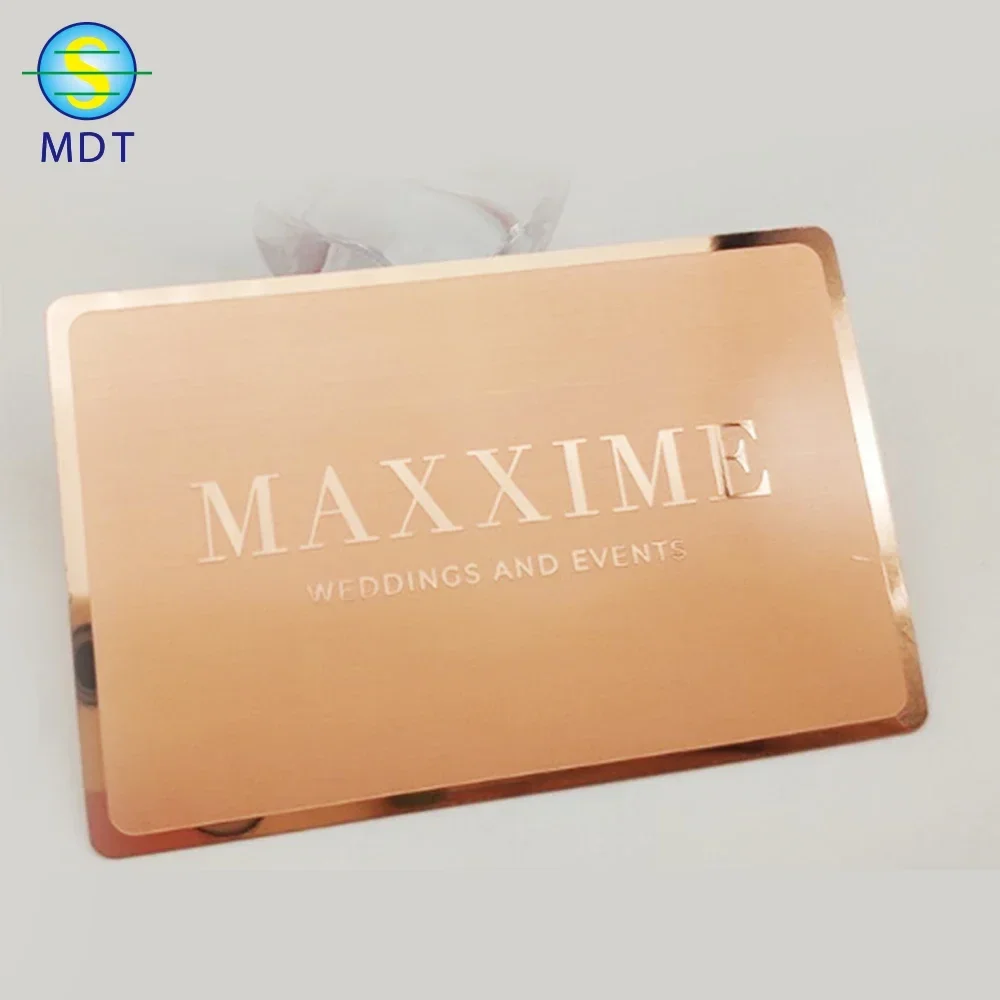 Tarjetas metálicas de acero inoxidable DU Black and Gole