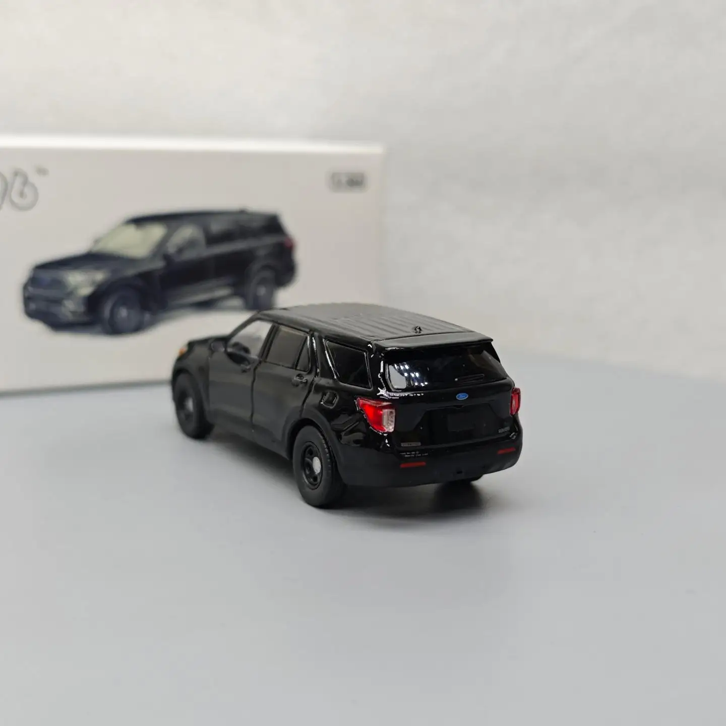 1:64 Explorer SUV Simulation Legierung Mini Auto Modell Hobby zum Sammeln von Spielzeug Geschenken