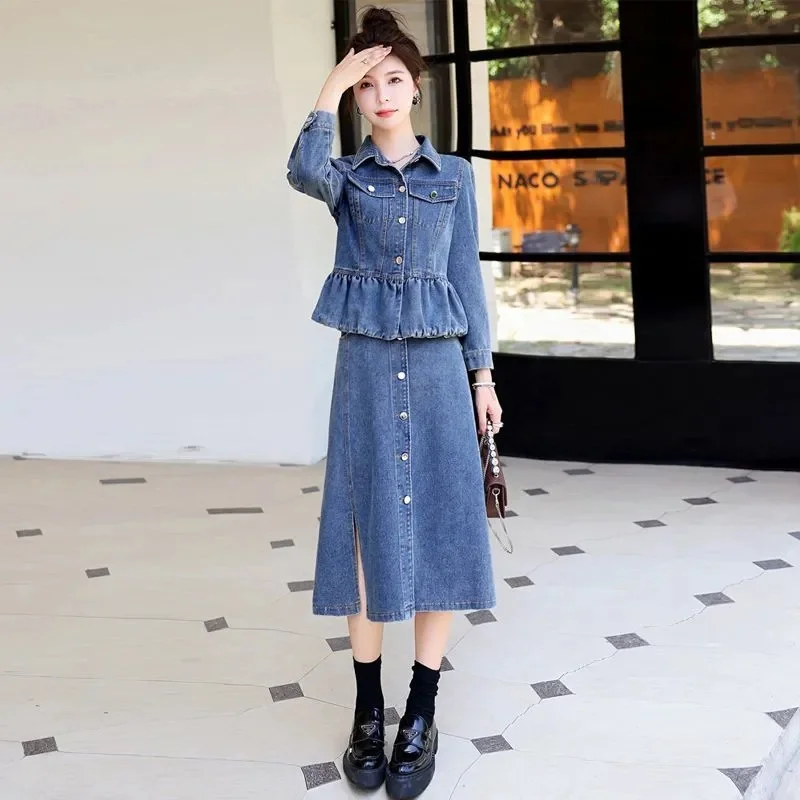 Cowboy Jacket Female New 2024 Spring And Aautumn New Korean Fashionable Floral Denim Jacket And Jean Skirt Two-Piece Suits Blue