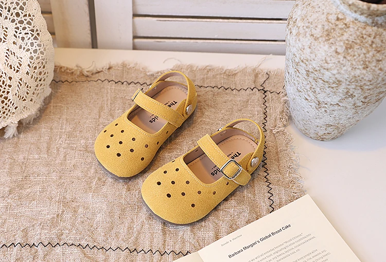 First Walker Mädchen-Sandalen aus Leder mit Ausschnitten, 2026 Neue Sommer-Kleinkind-Mary-Jane-Schuhe mit weicher Sohle, Prinzessinnen-Schuhe für Schule und Party – Detail 4
