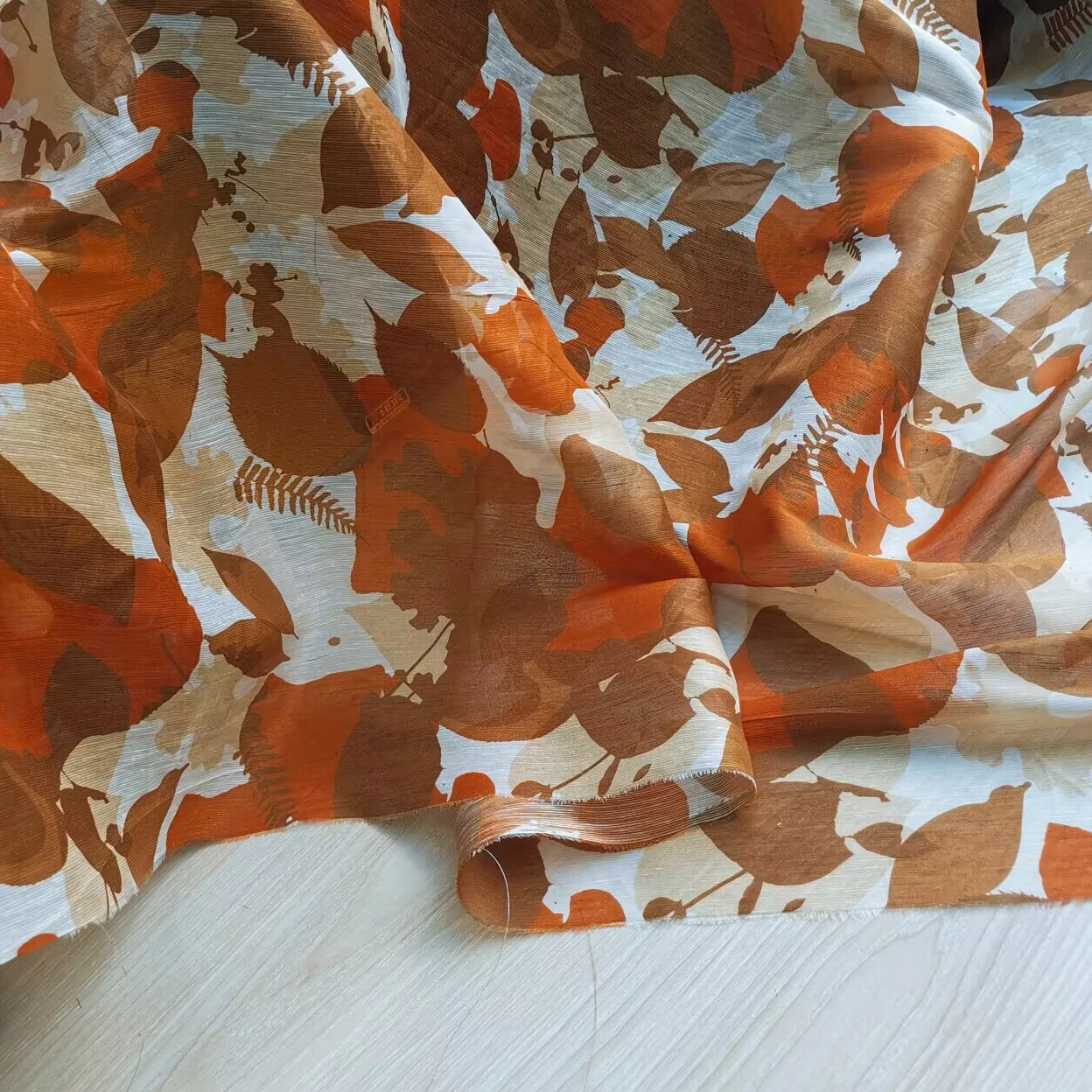 1 meter X 1.4 meter Brown Leaf Print Silk Linen Gauze Fabric Slubbed Flax Silk Lining Dress Material