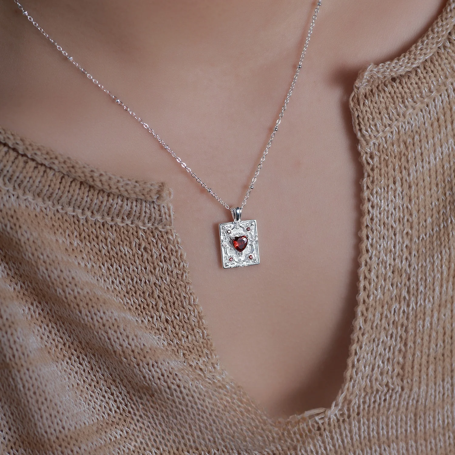F.I.N.S French-Style S925 Sterling Silver Square Pendant Necklace Embossed Red Zirconia Heart Collarbone Chain Fine Jewelry view 2