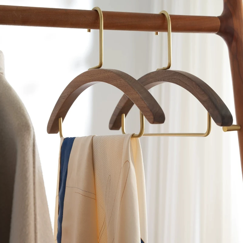 Luxury Closet Hanger Non Slip Anti Wrinkle Garment Rack Black Walnut Brass Coat Holder for Suits Minimalist Clothes Organizer
