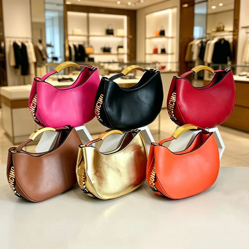Demi-cercle Women Golden Letter Tote Drawstring Bucket Bag Luxury Closure Spacious Capacity Trendy Hot Selling Purse