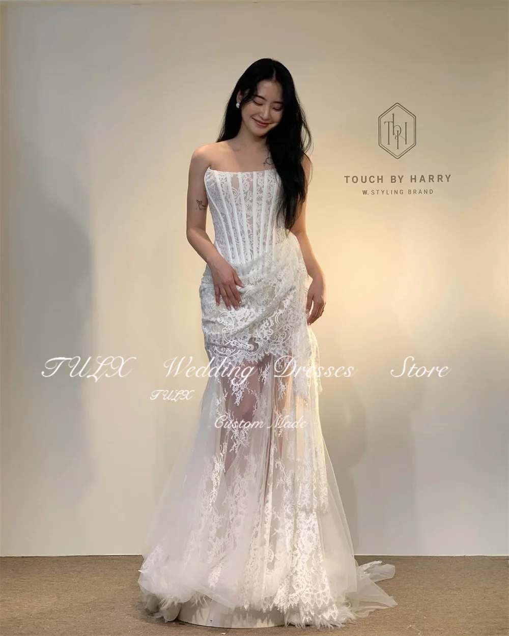 ชุดแต่งงานทรงเมอร์เมดลูกไม้สีงาช้างสุดหรู TULX สำหรับถ่ายภาพสไตล์เกาหลี ชุดเจ้าสาวแบบเซ็กซี่ไร้สายรัดคอ คอร์เซ็ทสั่งตัดได้