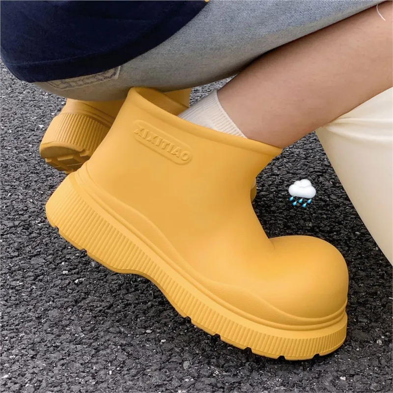 Summer Adult Ugly Cute EVA Soft Sole Clown Shoes 2024 New Girls Fashion Outdoor Wear Short Tube Water Shoes Ladies Rain Boots