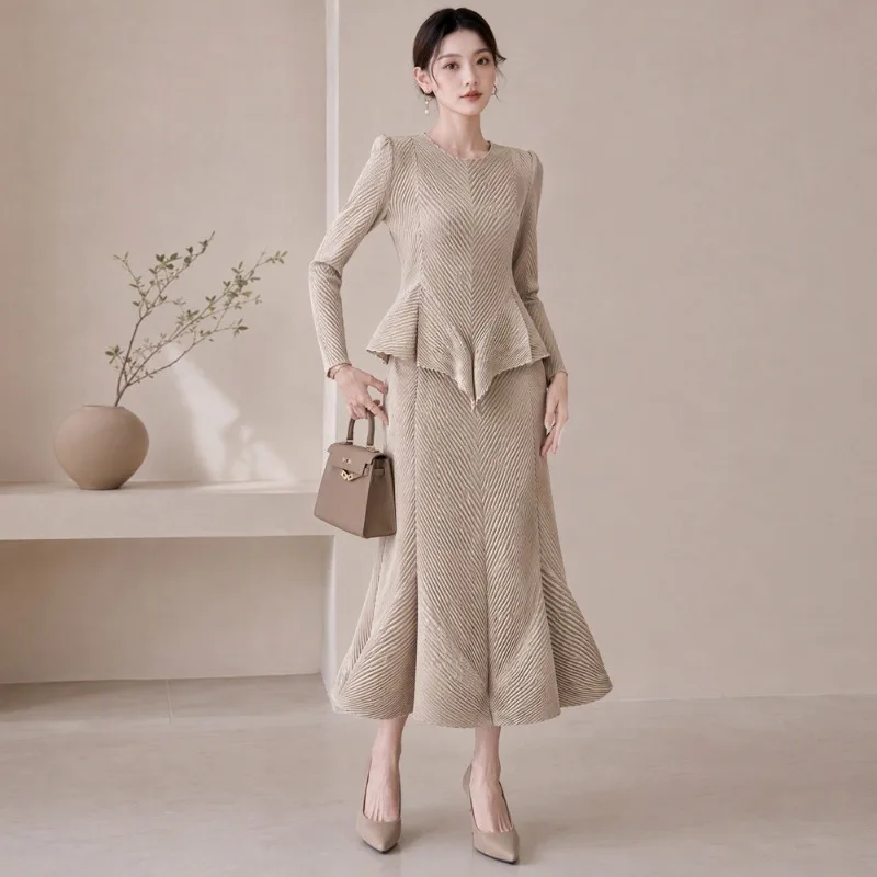 Miyake Light Luxury Pleated Fishtail Skirt Set Plisse Women 2026 Autumn New Commuter Age-Reducing High-End Irregular Skirt Set