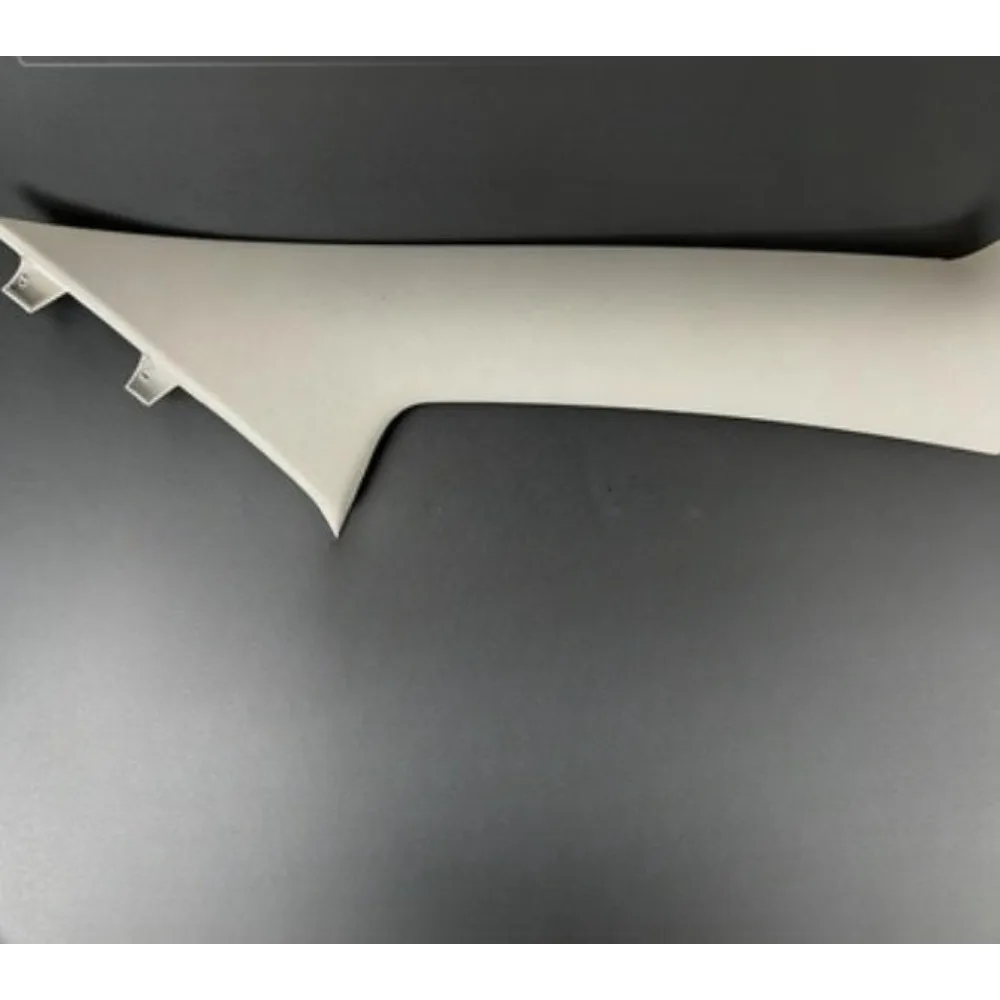 

Накладка на внутреннюю часть переднего бампера (A-стойка) для Maxus V80