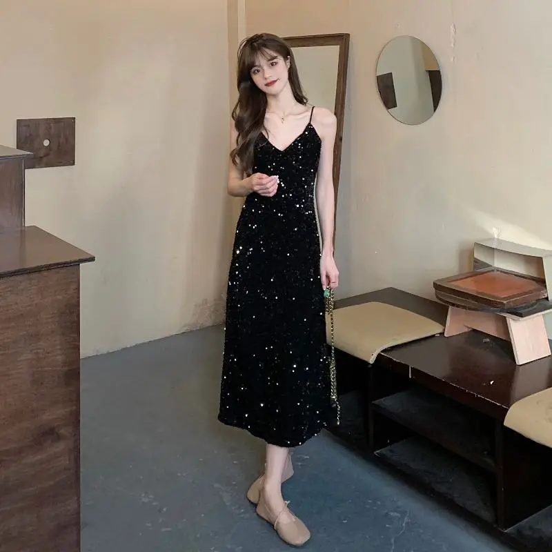 

Sequin Splicing Suspender Dress for Women in Spring and Summer 2025 New Temperament Waist-hugging Mid-length Skirt