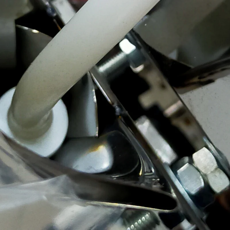 Máquina envasadora de líquidos cuantitativa para aceite de oliva, leche, vinagre, vino, máquina envasadora de llenado automático