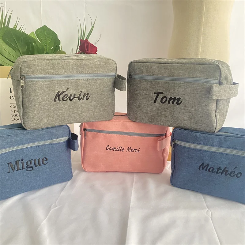 Borsa per il trucco da uomo con ricamo personalizzato professionale borsa da toilette da viaggio portatile impermeabile di grande capacità con Logo