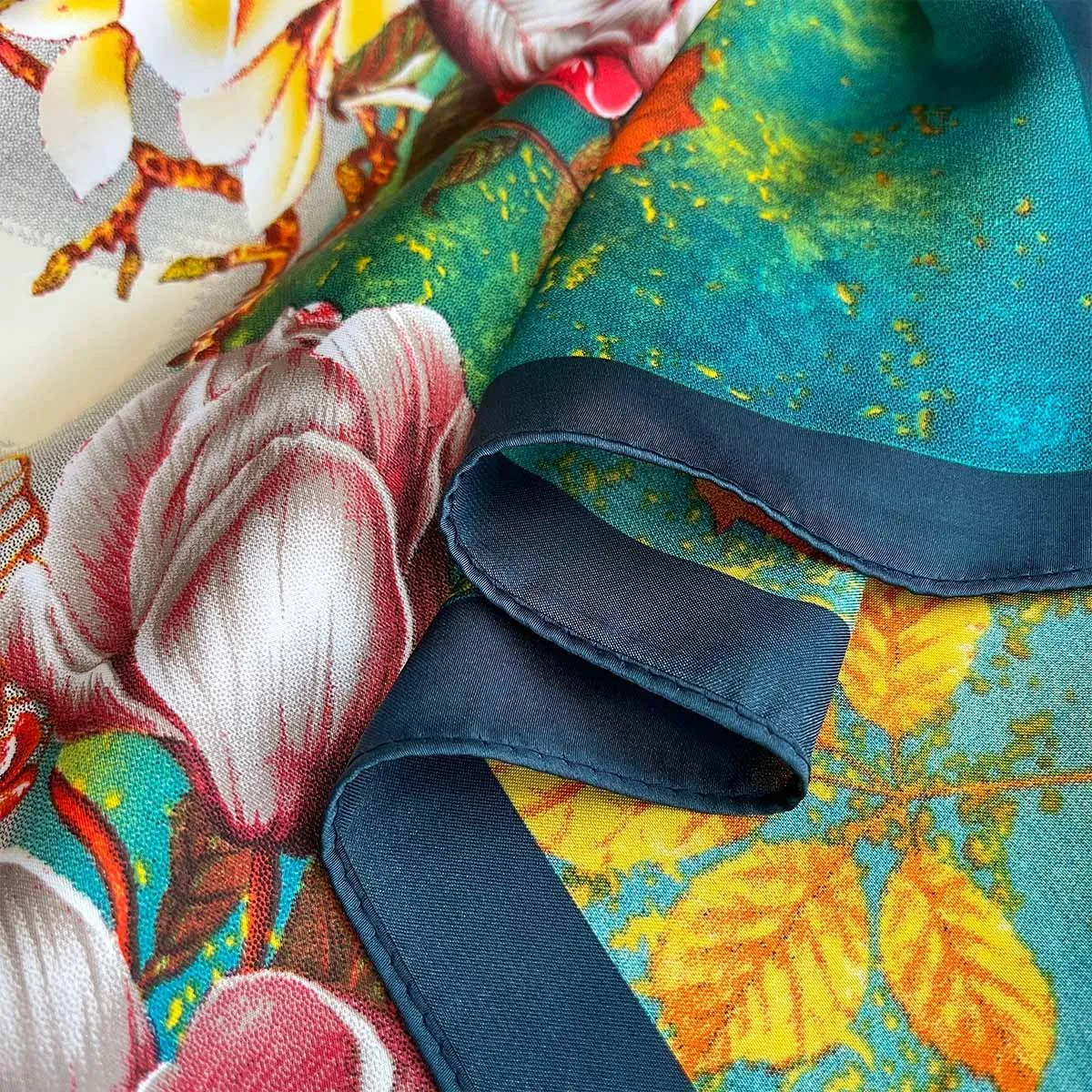 70*70 سنتيمتر الأزهار طباعة وشاح الرأس النساء الحرير ساحة وشاح الرأس Foulard باندانا الحجاب الإناث لينة منديل رابطة عنق شال صيفي