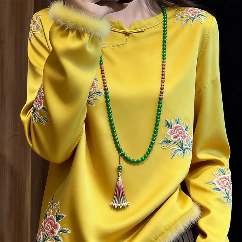 WOMEN Blouse 2026 Autumn Winter New Top T-shirt Temperament Artistic Versatility New Chinese Style Interior Top Bottoming Shirt
