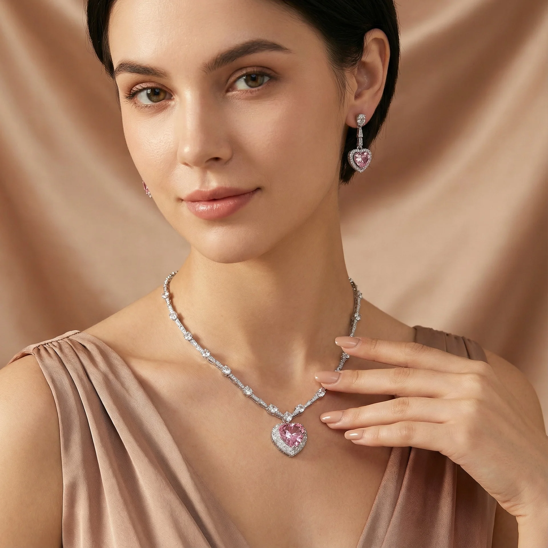 

Ins Style Full Diamond Heart Zircon Pendant Necklace Elegant Premium Clavicle Chain Women Jewelry Wholesale
