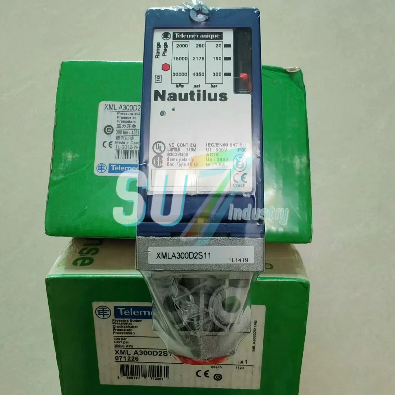 

XML-A300D2S11 Mechanical Female New In Box