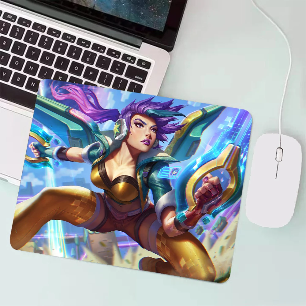 League of Legends Kaisa Small Gaming Mouse Pad PC Gamer Keyboard Mousepad Computer Office Mouse Mat Laptop Mause pad Desk Mat