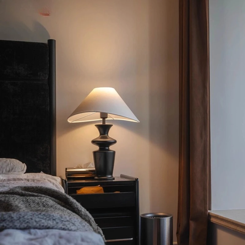 

American Retro Black Wooden Base LED E27 Table Lamps Arc White Fabric Lampshade Living Room Bedroom Restaurant Office Desk Light