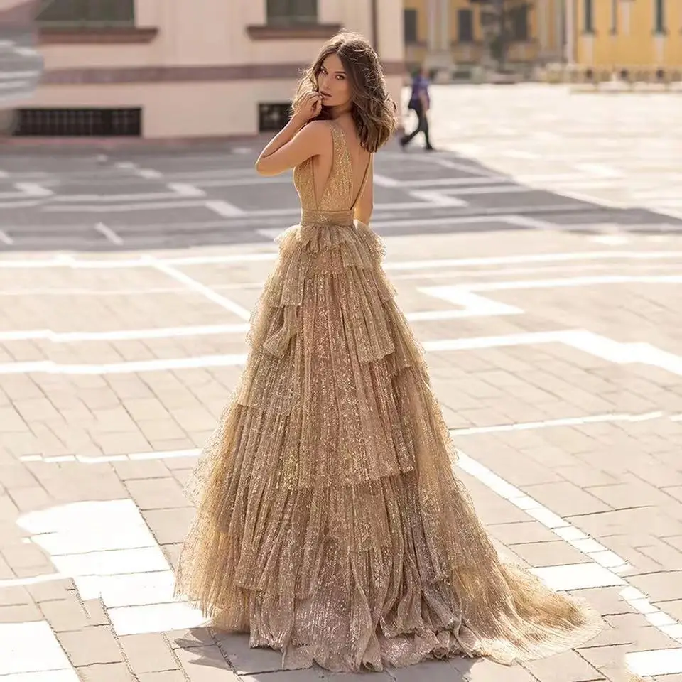 Gorgeous Champagne Splarkly A-Line Tulle 2023 Women Prom Dress V-Neck Backless Tiered Evening Dresses Robe De Soirée Femme