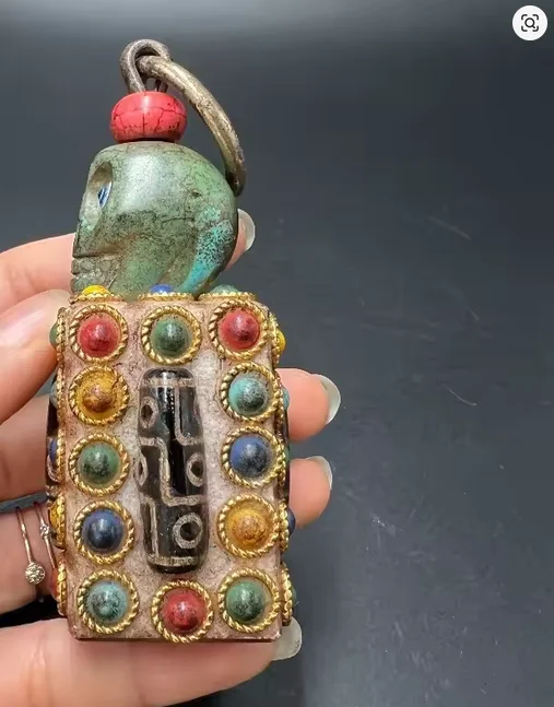 Antique Collection: Nepalese Tibetan Black Iron Meteorite Inlaid with Multi-treasure Heavenly Bead Hand-held Decorative Piece.