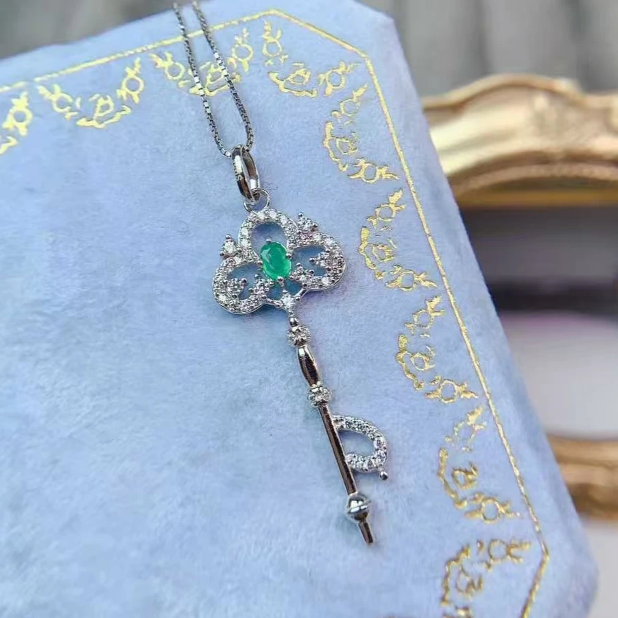 

Antique Look Sterling Silver Key Pendant Natural Emerald Pendant for Women 3mm*4mm Colombian Emerald Silver Necklace