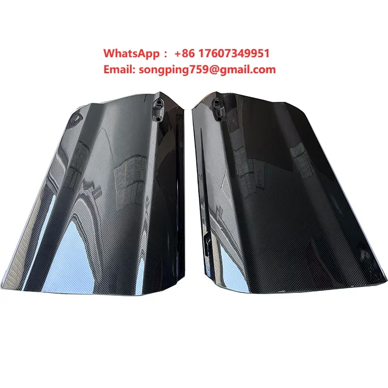 Suitable for 2015-2023 Ford Mustang New Style Dry Carbon Fiber Car Door Automotive Accessories