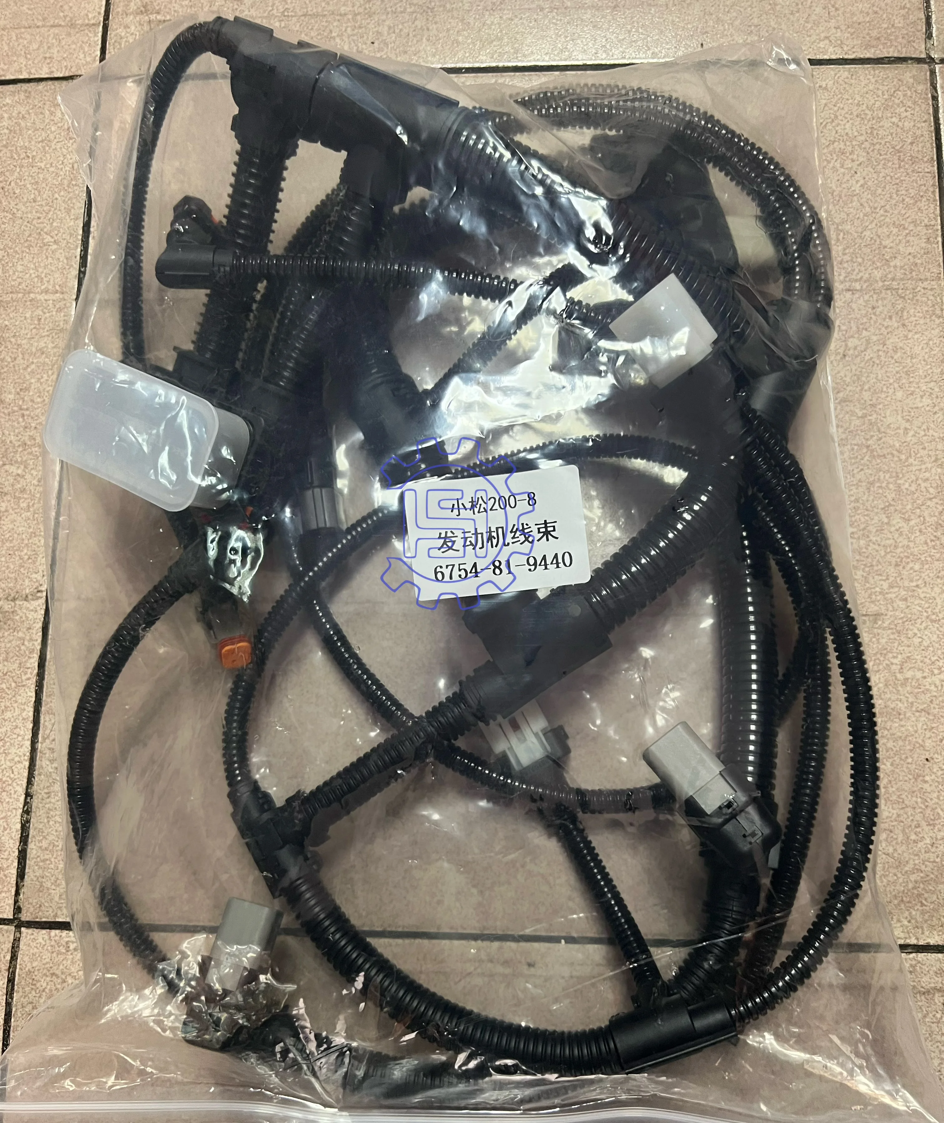 

6754-81-9440 Скорость линейного двигателя экскаватора PC200-8
