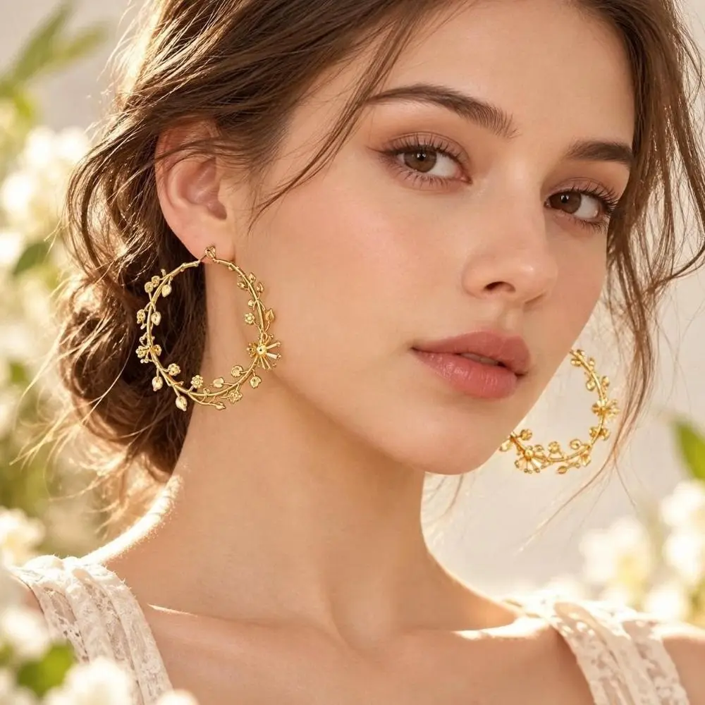 1 Pair Durable Metal Rose Flower Hoop Earring Openwork Gold Plated Thorn Vine Earring Bohemian Earring Women's Fashion Accessory